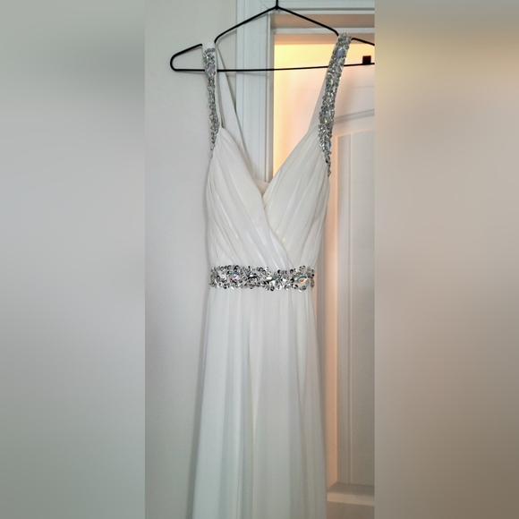 Conail Collection Elegant Coco White Rhinestones Sz-L - Picture 4 of 15